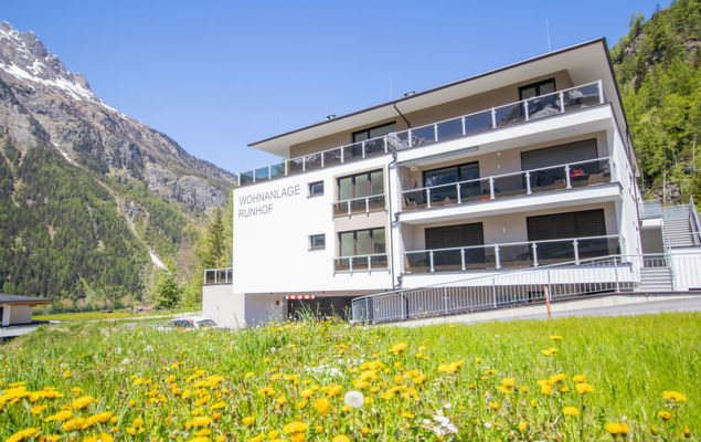 Runhof Living - Photo 1