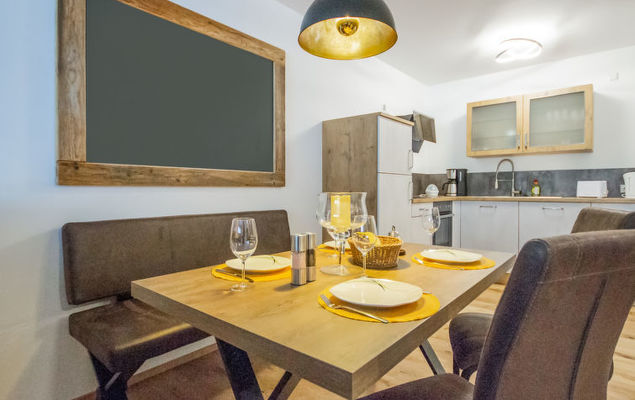 Runhof Living - Photo 2