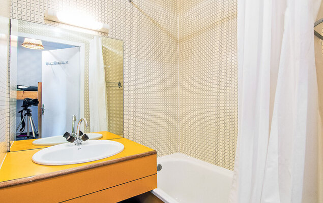 Carlines 1 - 46 - Photo 9